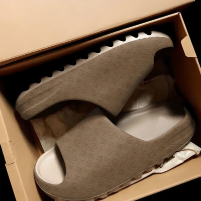 LV | Premium Cloud Slippers CLP105-LV-HYT-TH-25042501