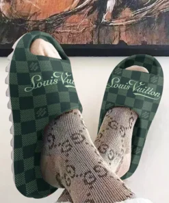 LV |  Unisex Cloud Slides LYA26032515