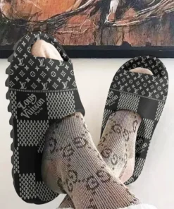 LV |  Unisex Cloud Slides LYA26032509