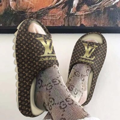 LV |  Unisex Cloud Slides LYA26032512