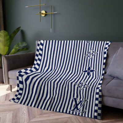 LV | PREMIUM FLEECE BLANKET LYA26032501