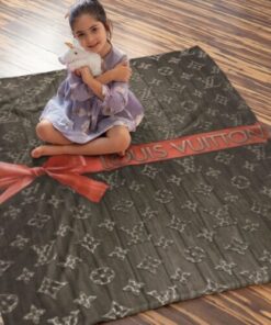 LV | PREMIUM FLEECE BLANKET LYA26032535