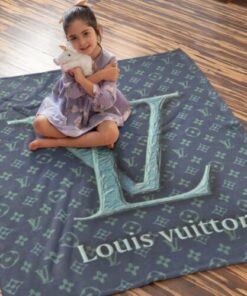 LV | PREMIUM FLEECE BLANKET LYA26032530