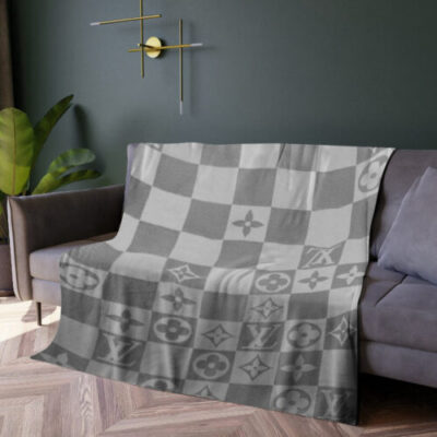 LV | PREMIUM FLEECE BLANKET LYA26032510