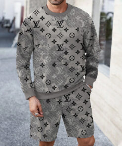 LV | Best Selling Limited Edition Luxury Brand Sweatshirt + Short LYA29032517
