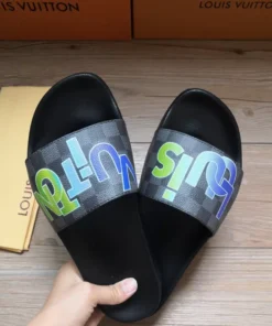 LV |  Slippers Unisex 012020