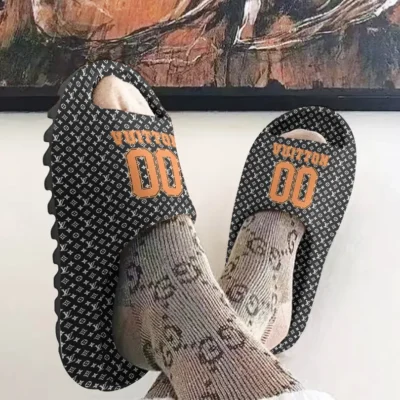 LV |  Unisex Cloud Slides LYA26032516