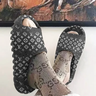 LV |  Unisex Cloud Slides LYA26032507