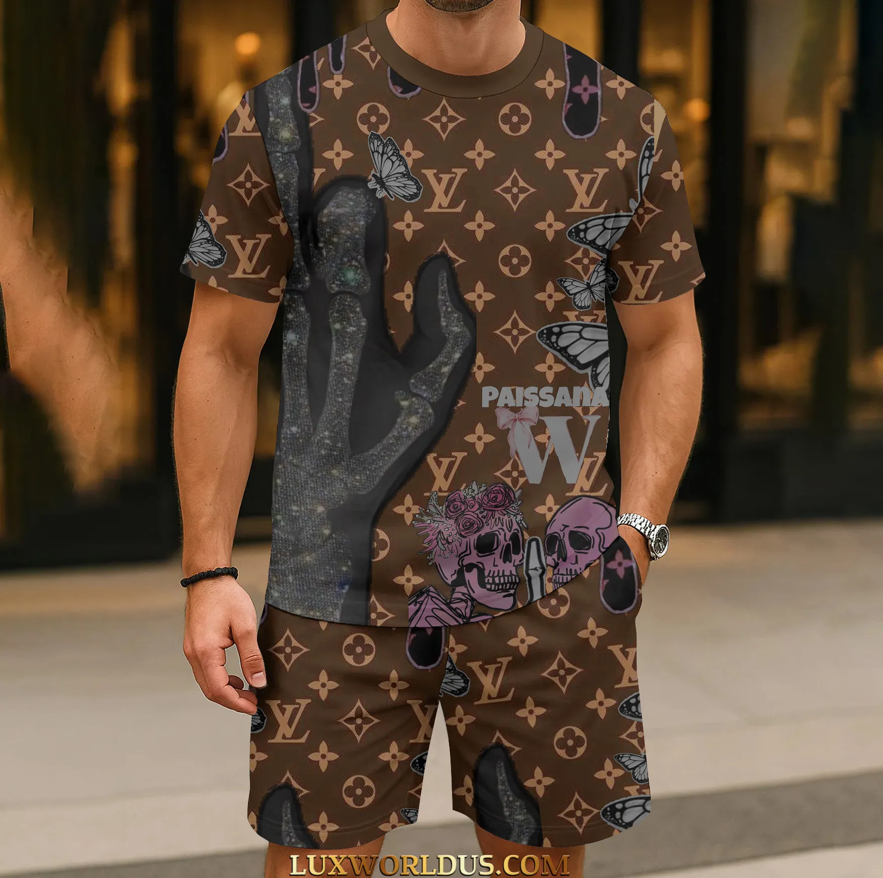 Louis Vuitton |  Limited Edition T-Shirt & Shorts Set 2025 TD11 21-29/06