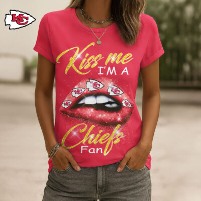 Kansas City Chiefs | Premium NFL Kiss Me Women Shirt - 2XL