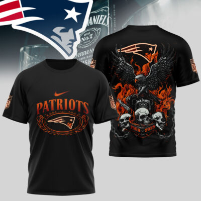 New England Patriots | Premium NFL Flaming Eagle Skull T-Shirt