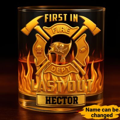 Tampa Bay Buccaneers | Premium NFL First In Last Out Whiskey Glass