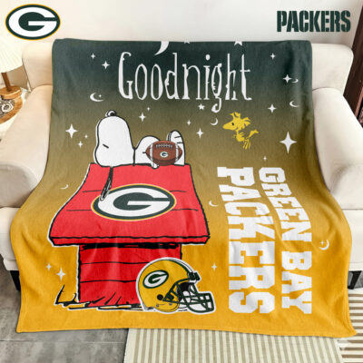 Green Bay Packers | Premium NFL Snoopy Fan Blanket - 30 x 40inch