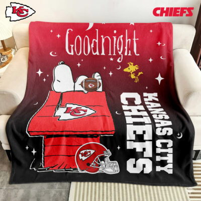 Kansas City Chiefs | Premium NFL Snoopy Fan Blanket - 50 x 60inch