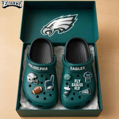 Philadelphia Eagles | PREMIUM NFL CLOGS WITH CHARMS