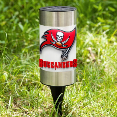 Tampa Bay Buccaneers | NFL Waterproof Solar Garden Light