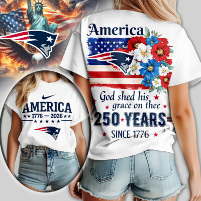 New England Patriots | Premium NFL America God Shed His Grace On Thee Women Shirt