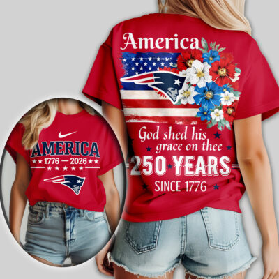 New England Patriots | Premium NFL America God Shed His Grace On Thee Women Shirt